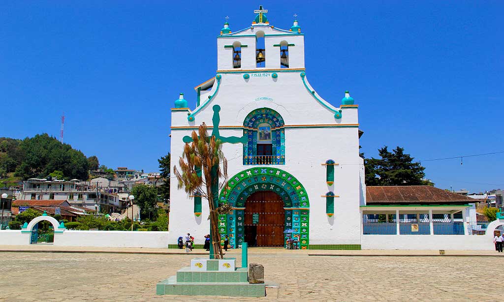 San Juan Chamula y su iglesia, San Cristobal de Las Casas