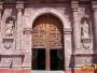 Fachada de cantera rosa estilo barroco, Oratorio San Felipe Neri