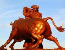 Escultura en la Plaza de Toros