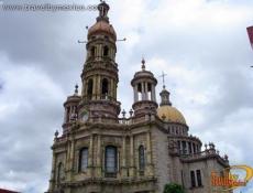 Construido por el Arq. José Refugio Reyes Rivas.