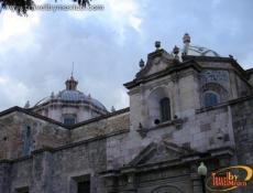 Construcción estilo Barroco Salomónico.