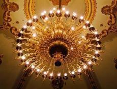 Candil interior teatro