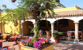 Maria Corona, Los Cabos