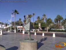 Escultura El Viejo y el Mar