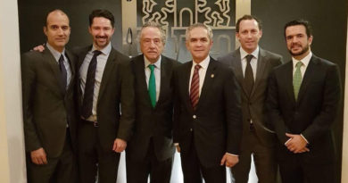 Directivos de la FMF visitaron a Miguel Ángel Mancera para oficializar la candidatura de la Ciudad de México para el Mundial 2026.