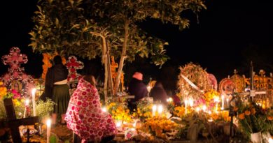 Michoacán celebra la Noche de Muertos con un hashtag y un emoji especial en Twitter.