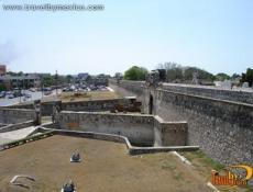 Acceso a la Ciudad de Campeche durante la colonia.