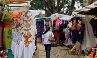 Mercado de ArtesanÃ­as de Santo Domingo, San Cristobal de las Casas