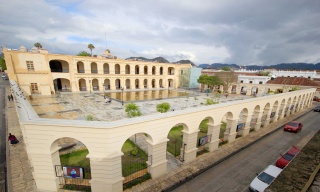 Vista panorámica de la plaza