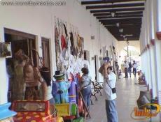 On the banks of the Grijalva River and the entrance to Sumidero Canyon