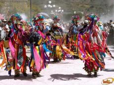Rinden honor a Tajaj Jama cuyo significado en lengua Zoque es Padre Sol