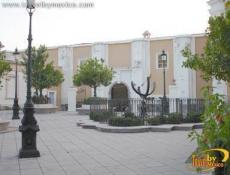 Faroles de estilo colonial.