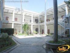 Patio central del edificio.