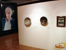 Retrato de Alberto Isaac en Casa de la Cultura de Comala.