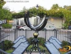 Hidalgo Plaza, Colima