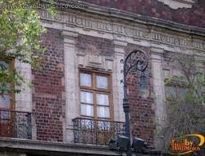 Balcones en cantera y tezontle