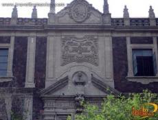 Detalle de fachada en cantera