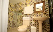 Mesón Del Rosario, Bathroom