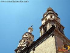 Detalle de las torres de la catedral