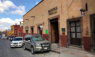 English Public Library, San Miguel de Allende