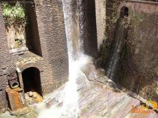 Apertura de las compuertas, principia el llenado de la Presa