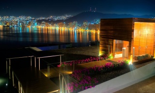 Becco al Mare, Acapulco