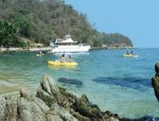 Kayaking en las Caletas