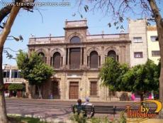 This building made of quarry is also known as La Casa de los Perros