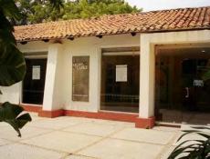 Cuenta con dos salas