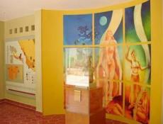 Su nombre proviene del un mineral llamado cuale