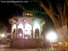 Tlaquepaque de día y de noche, Guadalajara