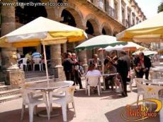 Cada año tiene lugar el Festival Internacional del Mariachi en esta plaza
