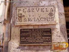 Placa en honor al compositor Pepe Guízar