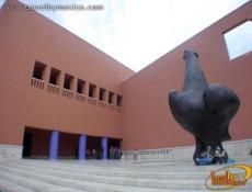 Bronze sculpture of 19 ft tall and 8800 lb of weight