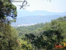 Panoramic view of the town of Valle de Bravo