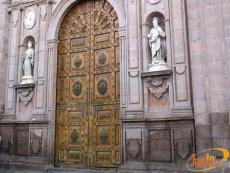 Un Paseo por Morelia, Morelia