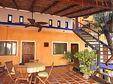 Le P tit Hotel, Le P tit Hotel