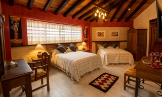 La Casona Colorada, Standard Doble