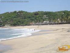 2 playas dentro de puerto angel playa del panteón y playa principal