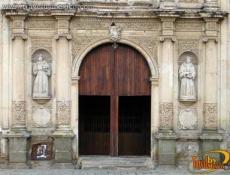 La iglesia y el convento fueron construidos entre 1580 y 1699