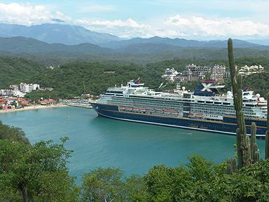 Cruise Ship Pier in Santa Cruz bay