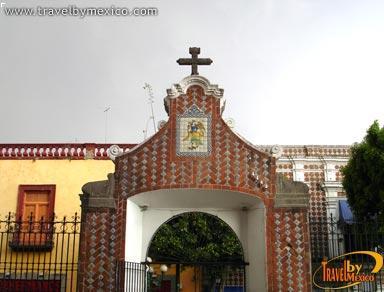 Iglesia de Santo Domingo y Capilla del Rosario, Puebla | Travel By México