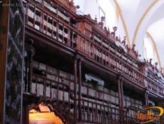 More than 41,000 volumes of ancient books