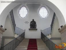 El respeto al derecho ajeno es la paz.
