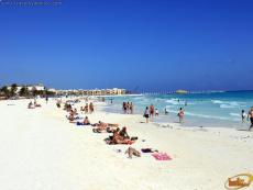 Playas de arena blanca, así es el Caribe Mexicano.