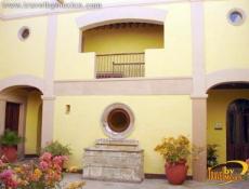 Patio central del museo