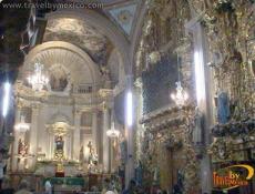 En la guerra de reforma fue destruida gran parte de la construcción