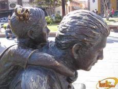 Located in the Carmen Plaza