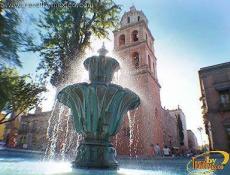 The San Francisco Church seen in the background