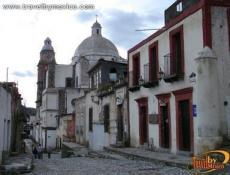 Lanzagorta Street, dome of the Immaculate Conception Church
